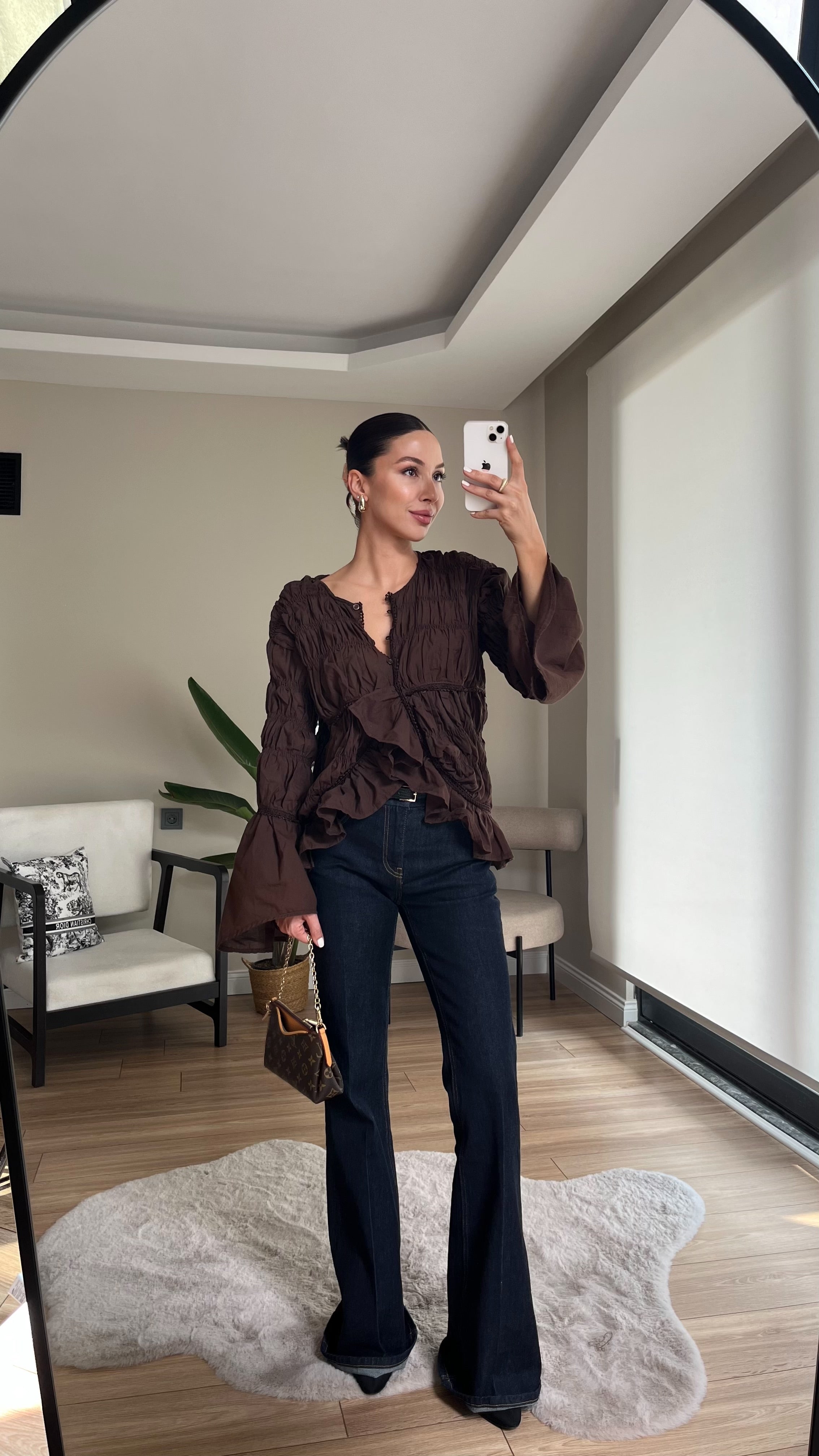 Ruffle Detail Pleated Shirt