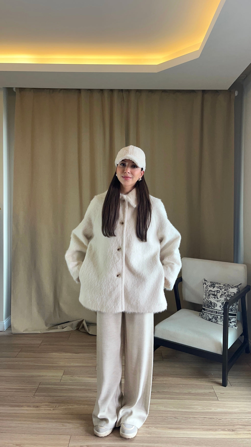PREMIUM ECRU SOFT TEXTURE JACKET