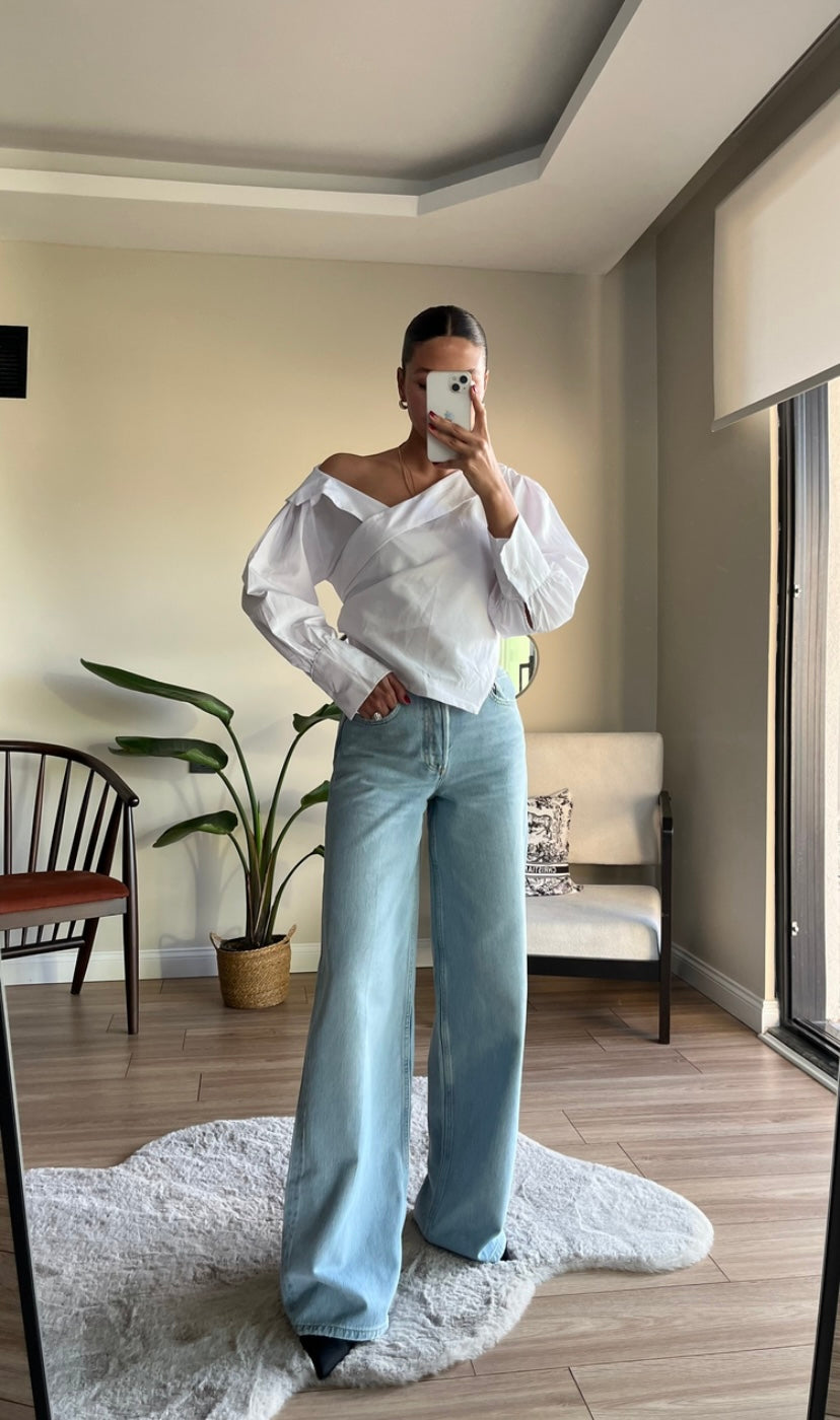 Ice Blue Wide Leg High Waist Jeans