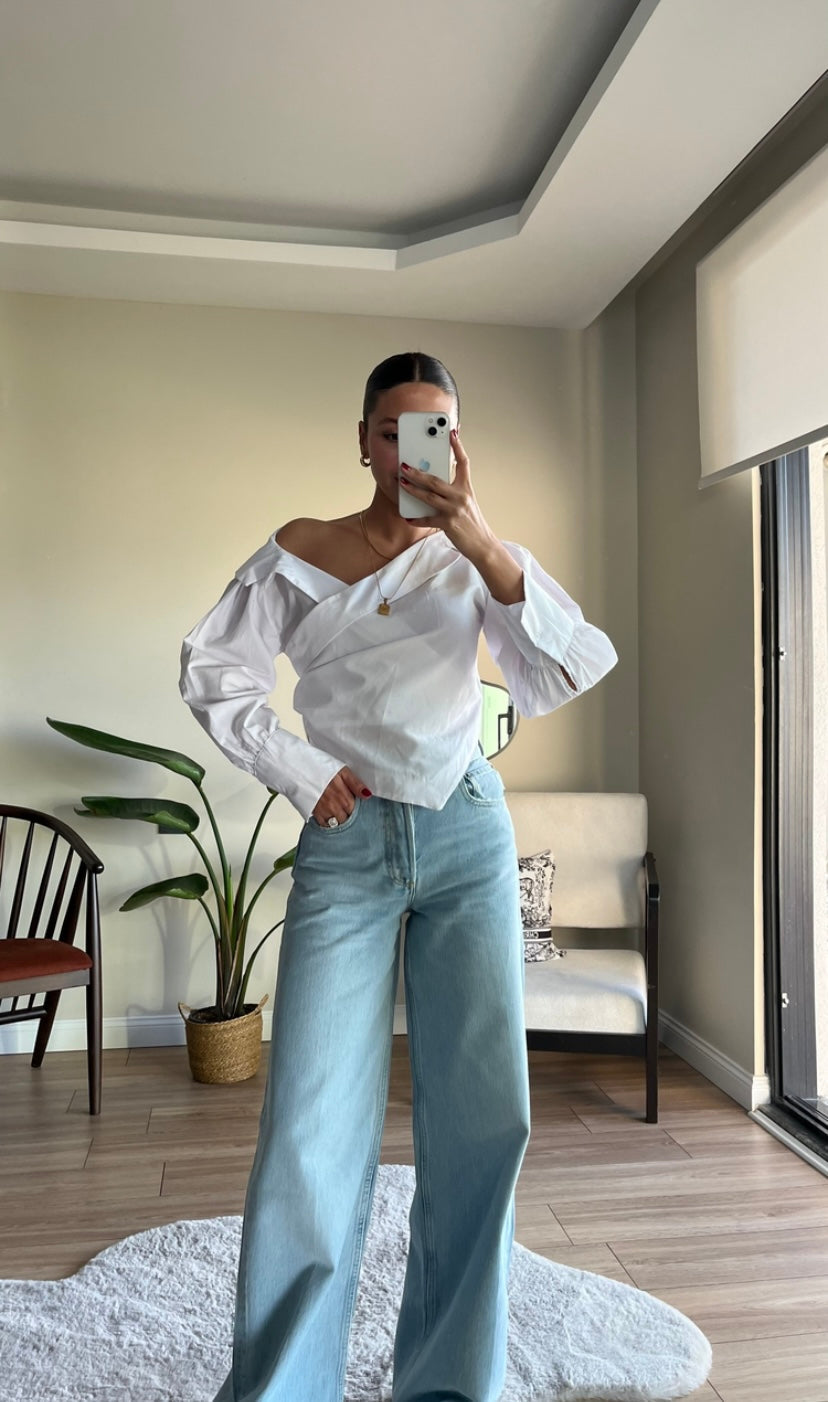 Ice Blue Wide Leg High Waist Jeans