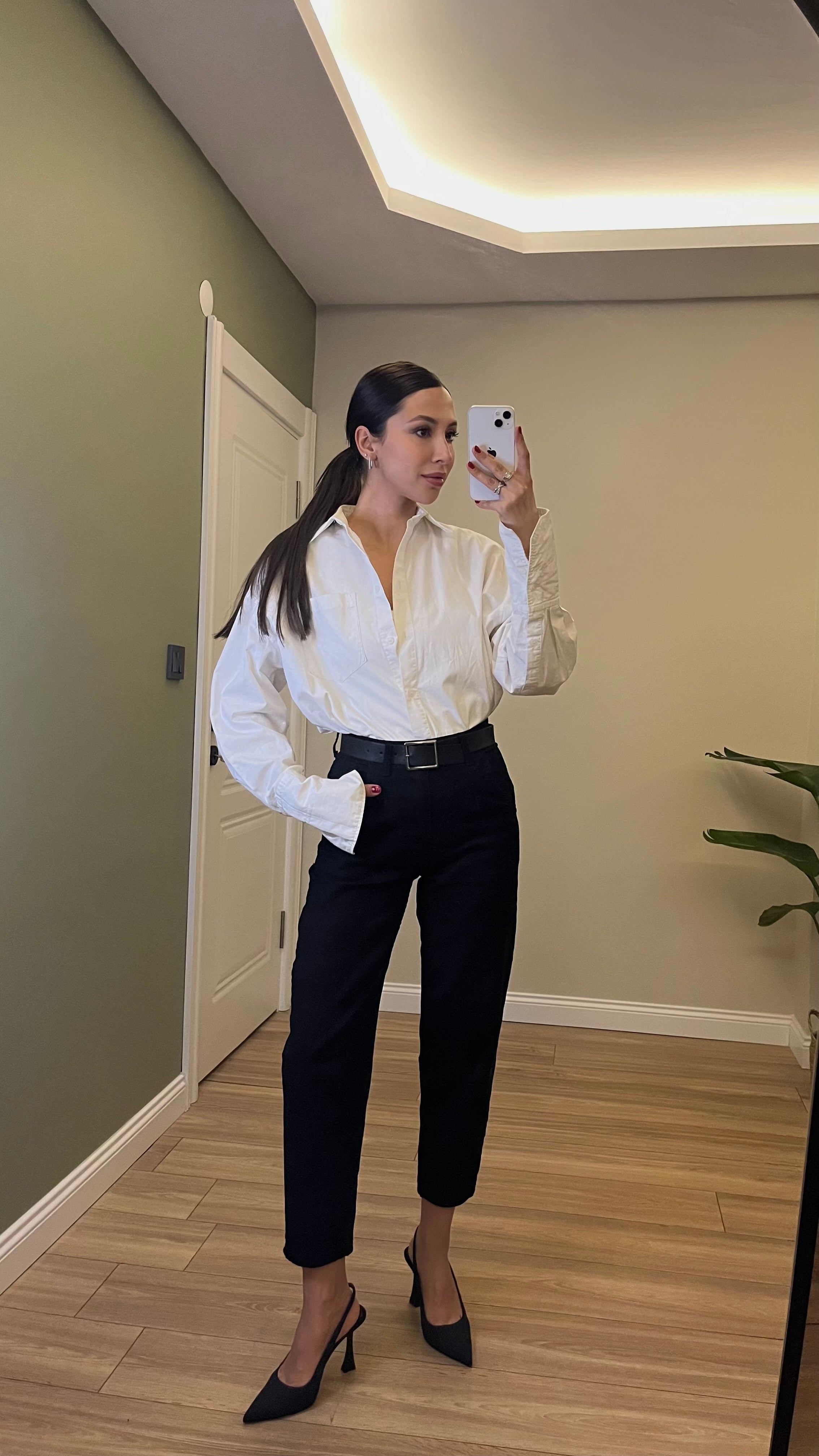 BLACK LYCRA MOM JEANS