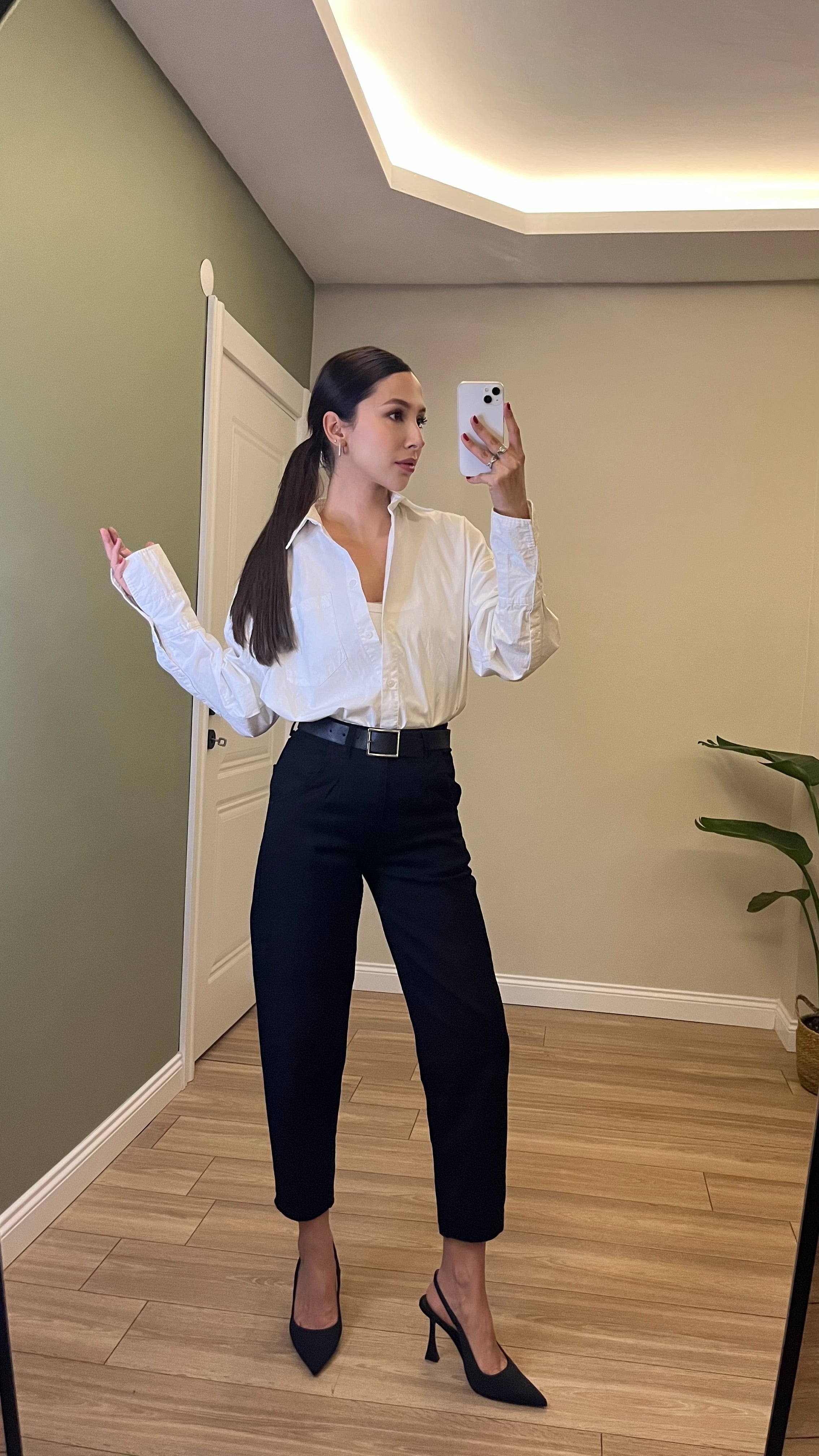 BLACK LYCRA MOM JEANS